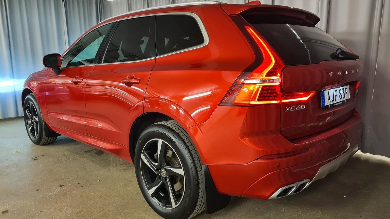 Volvo XC60 D4 AWD Momentum Po...