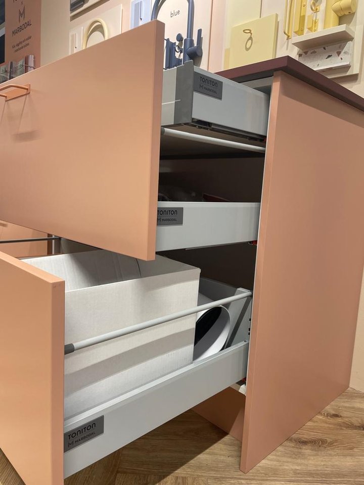 Förvaring/Sideboard/pentry fr...
