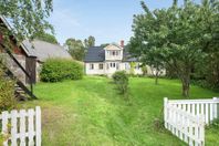 Havsnära hus uthyres
