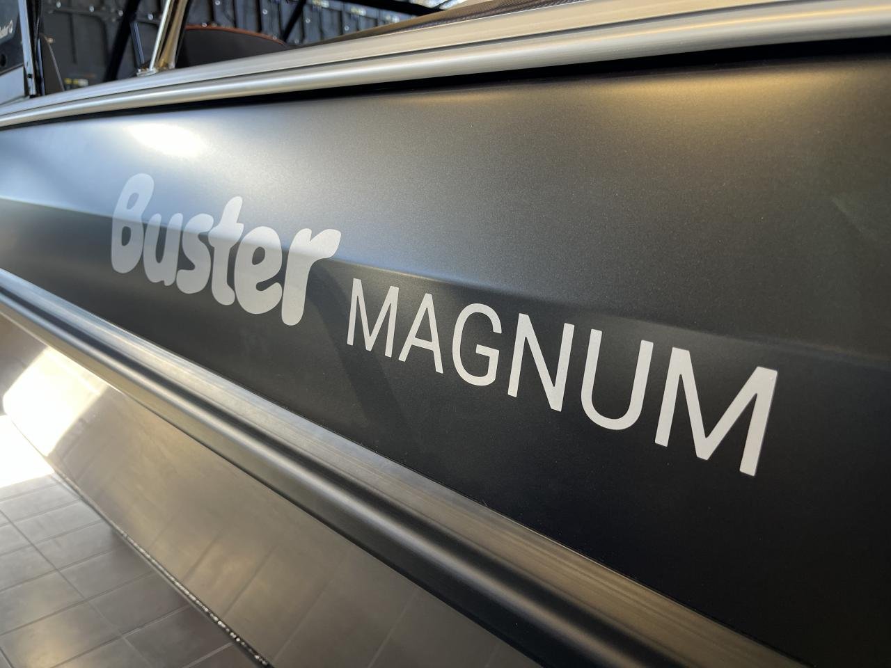 Buster Magnum Q Comfort ed / ...