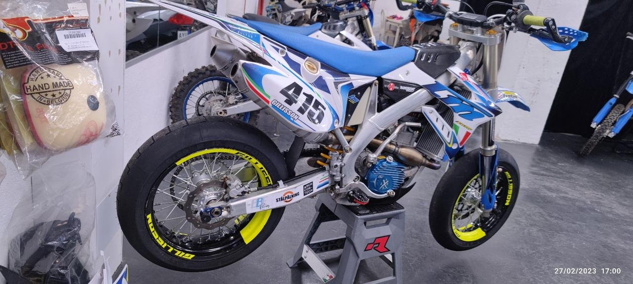 Supermotard