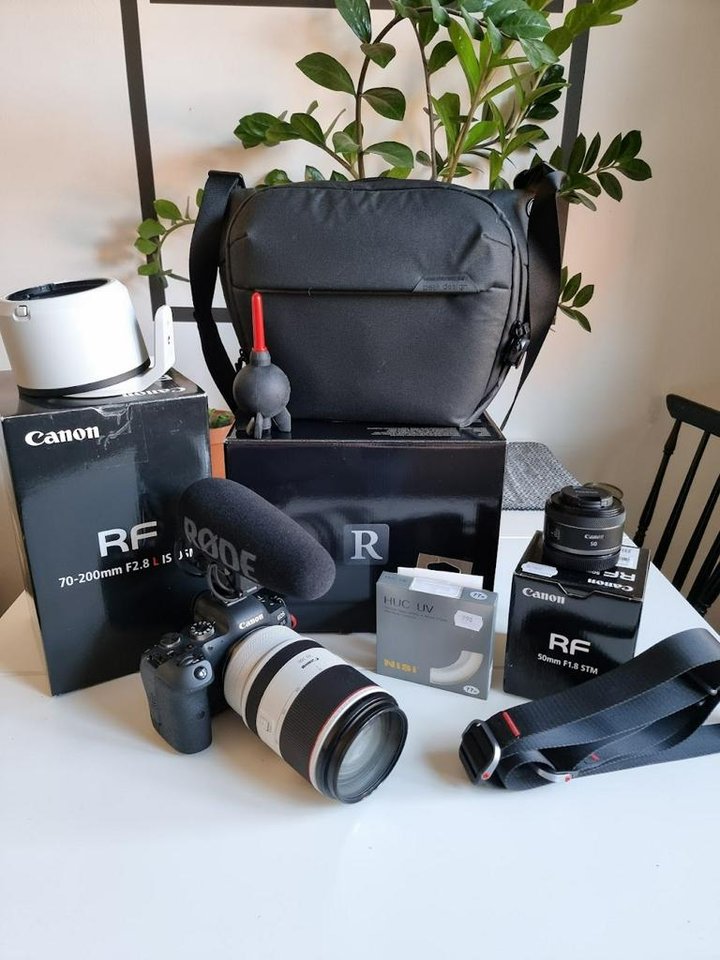 Canon R6 med objektiv och til...