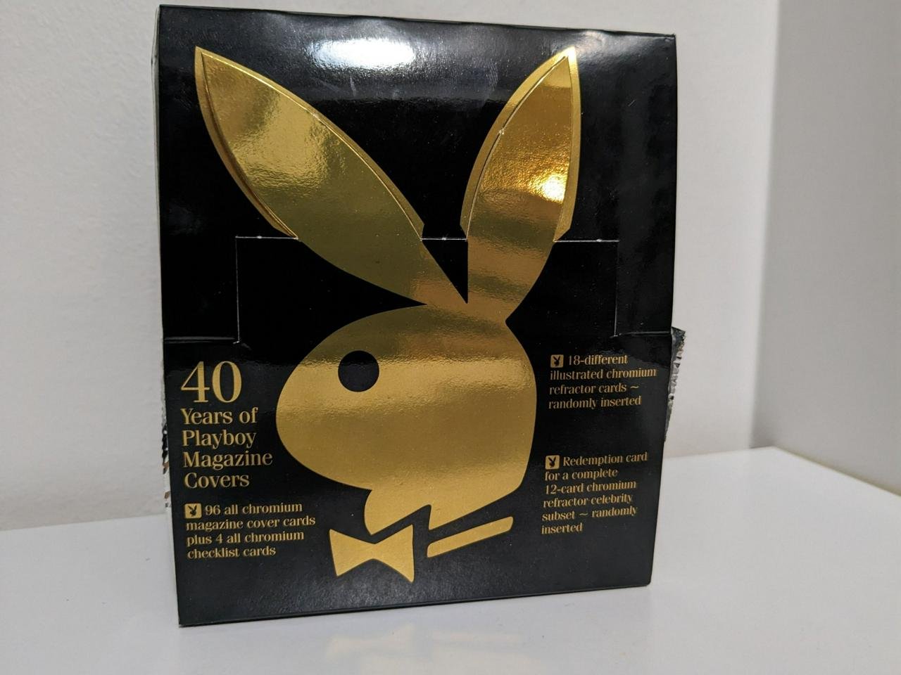 Oöppnade Playboy Chromium sam...