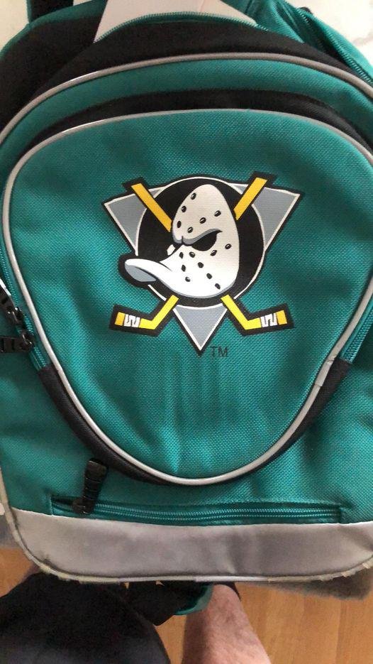 NYA HOCKEY PRYLAR