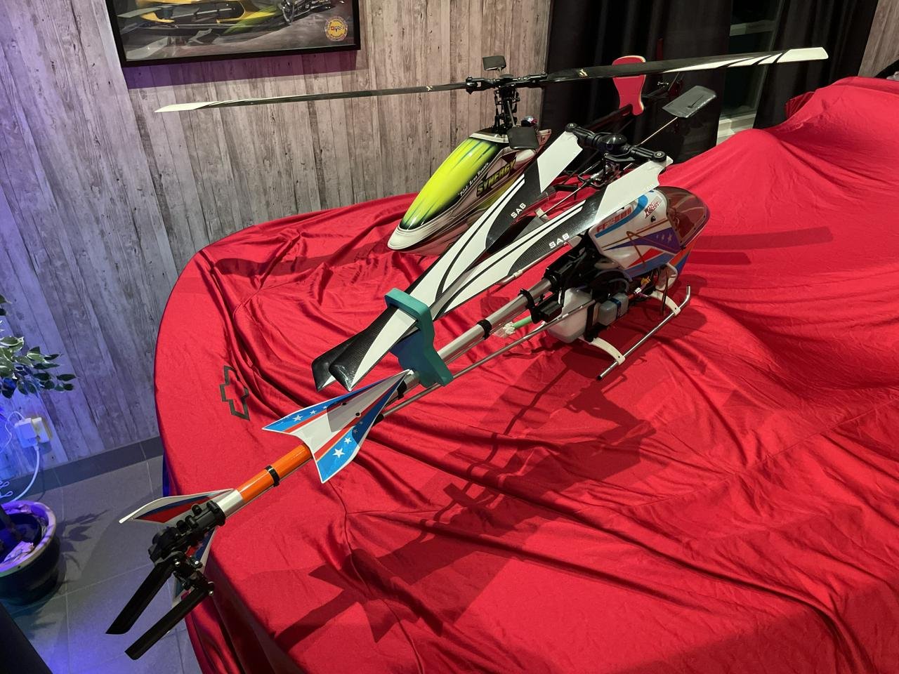 2st Radiostyrda Helikoptrar