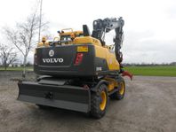 Volvo EW 140 D, Uthyres