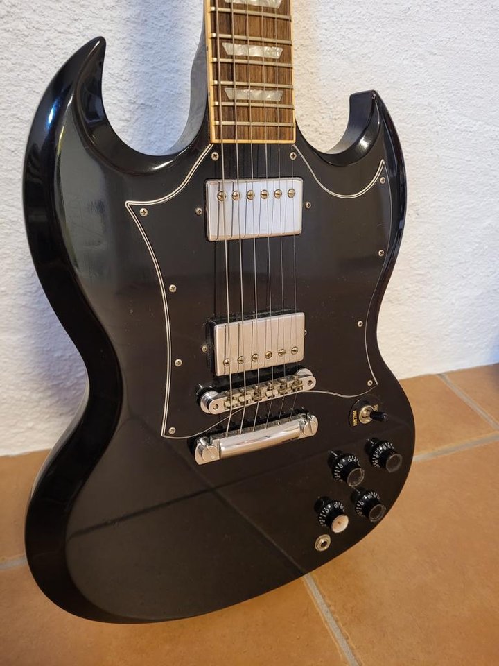 Gibson SG Standard