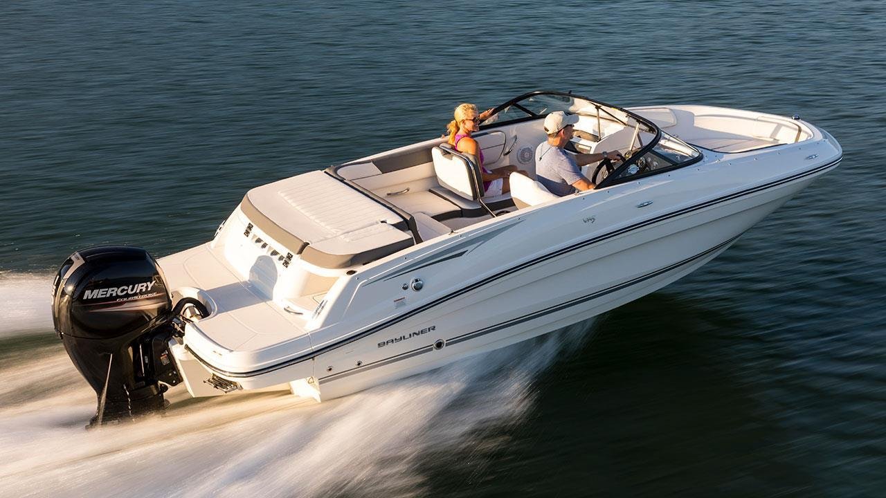 Bayliner VR5 Vårerbjudande