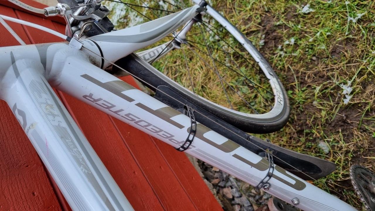 Dam Racer SCOTT contessa spee...