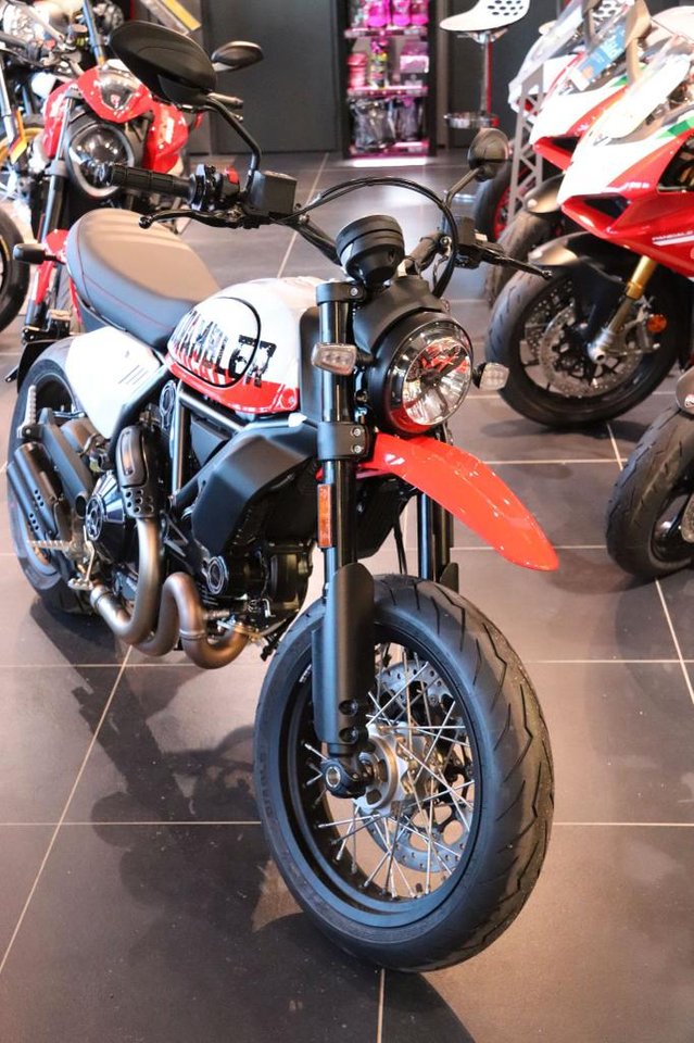 Ducati Scrambler Urban Motard...