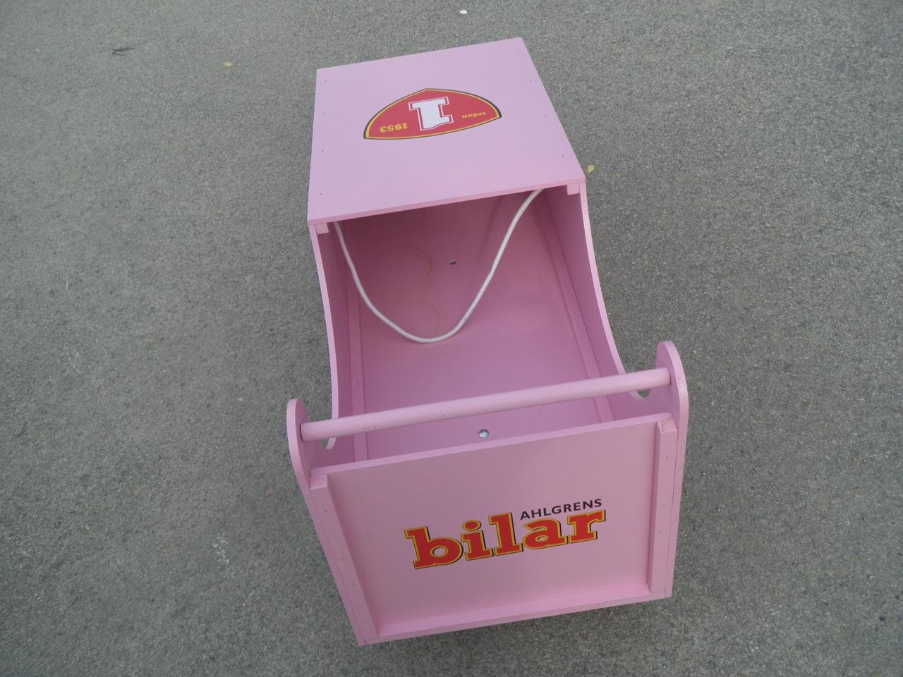 Lådbil Ahlgrens bilar