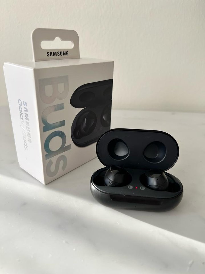 Samsung s21 med tillbehör