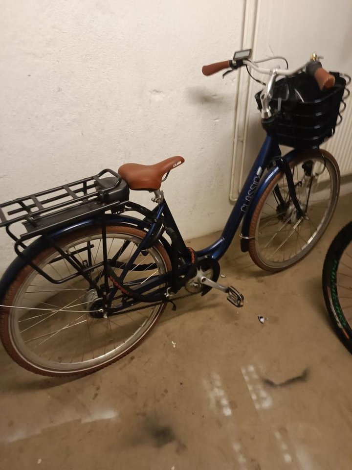 El cykel. Lifebike. Säljes bi...