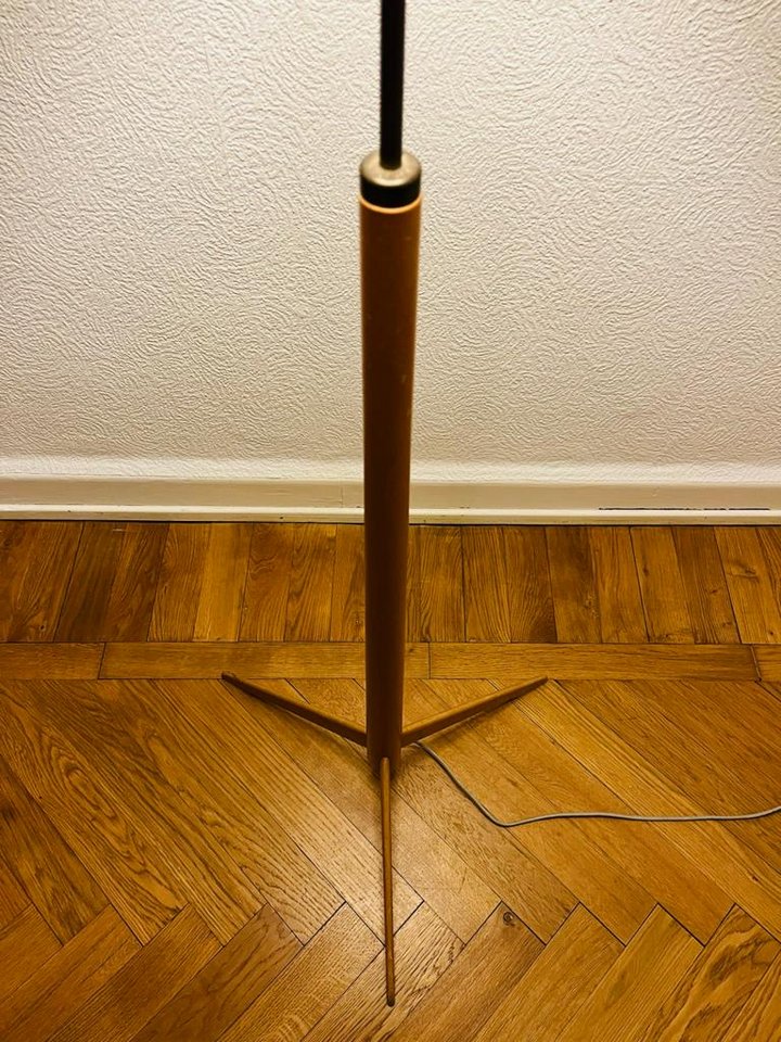 Teakhylla / Golvlampor