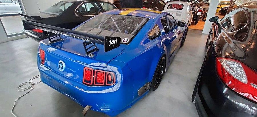 Ford Mustang Thundercar