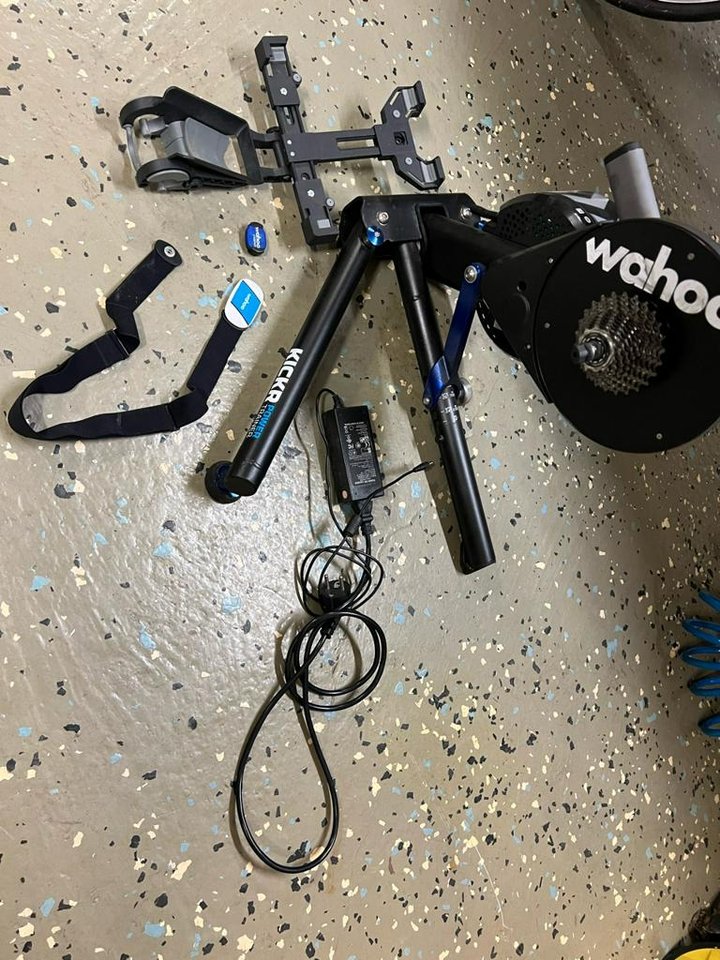 Wahoo KICKR Power trainer