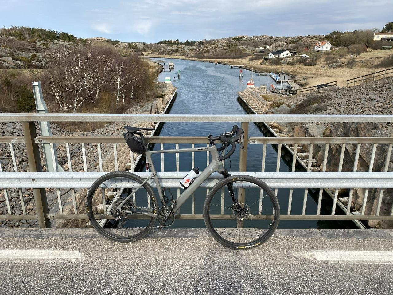 Cannondale Topstone Lefty 3, ...
