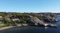 Hus precis vid havet på Skaftö