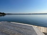 Stuga på havstomt i Västerviks Skärgård