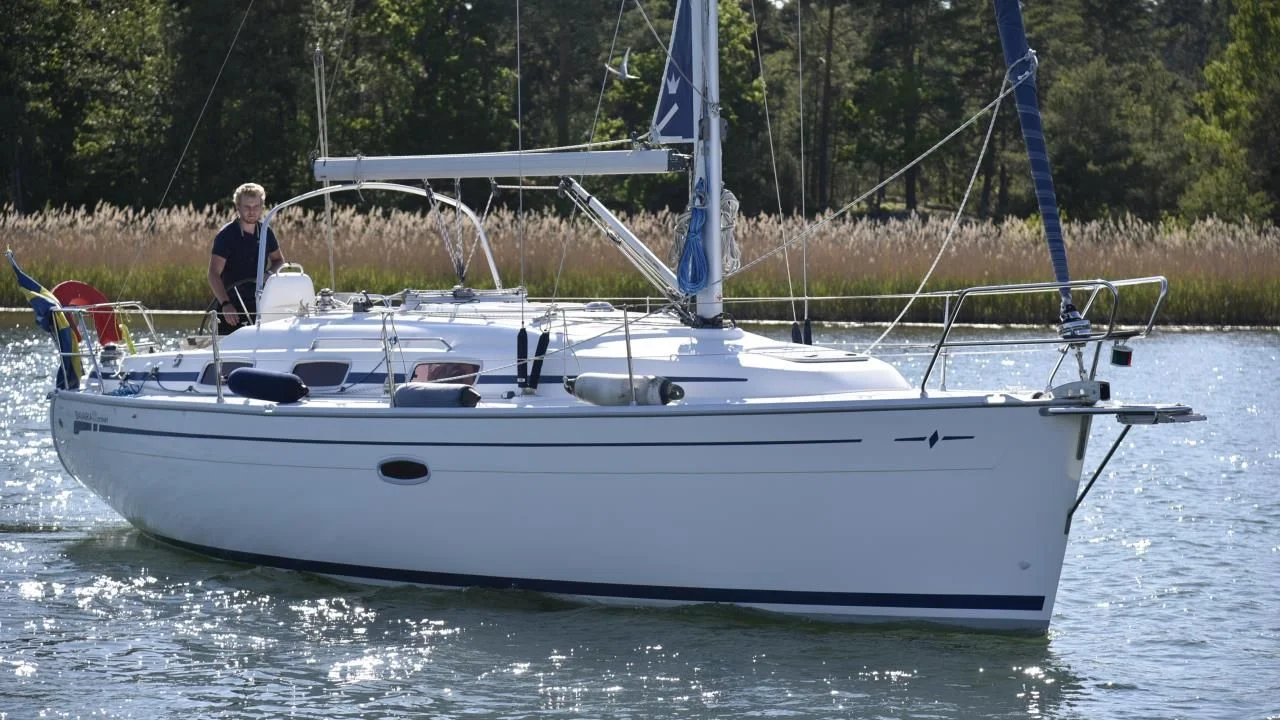 Bavaria 33 Cruiser- 2006. Volvo Penta D1-20. Rullstor+Rullfo image