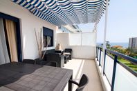 Modernt duplex vid stranden i Denia