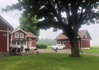 B&B fristående lgh mellan Uppsala-Enköping, nära väg 55