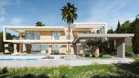 Elegant designvilla i imponerande miljö i Javea