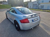 Audi TT Coupé 1.8 T Quattro Xenon Avgas 18 tum Nybes 269hk