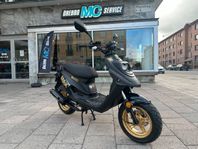 Motocr Big Max Naked  327kr/mån