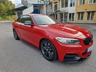 BMW M235 i Pan Bkam Adap Park Ass Nav HK Lågmi M Performance