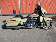 Harley-Davidson Street Glide Glide Special 1.7 Milwaukee-Eig