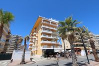 NYRENOVERAD lägenhet på strandpromenaden i Torreblanca, Fuen