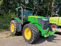 John Deere 7200 R