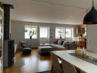 Bostad uthyres - hus i Floda - 6 rum, 145m²