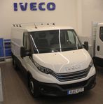 Iveco Daily 9m3 Med dragkrok och takräcken