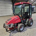 McCORMICK G31R 4WD - Compact traktor med flere redskaber. Ny