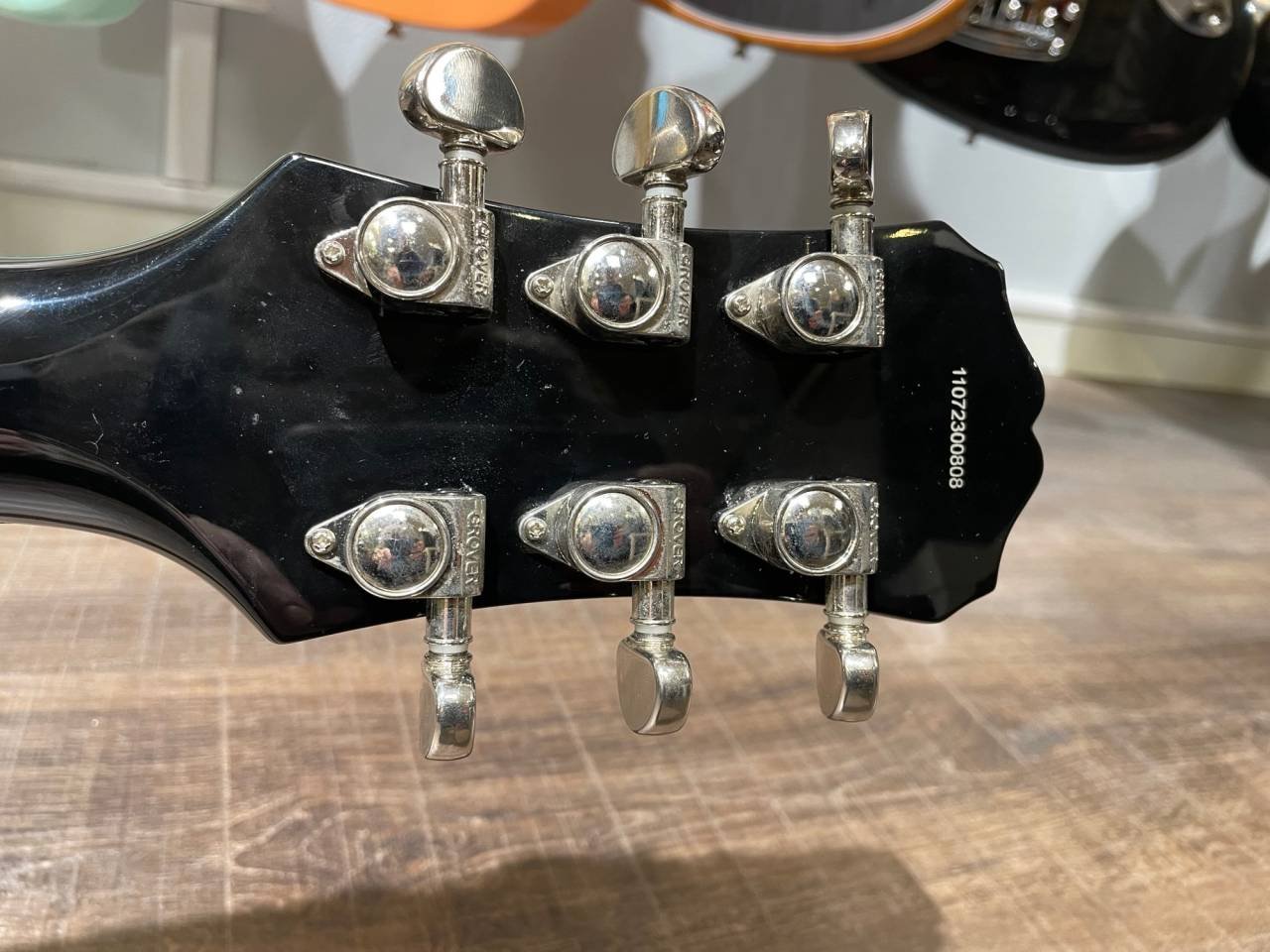 Beg. Epiphone G-310 SG Ebony