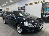 Volvo V60 D3 Geartronic Summum NY BES U.A