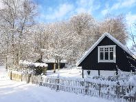 Mysig lägenhet i hus på landet