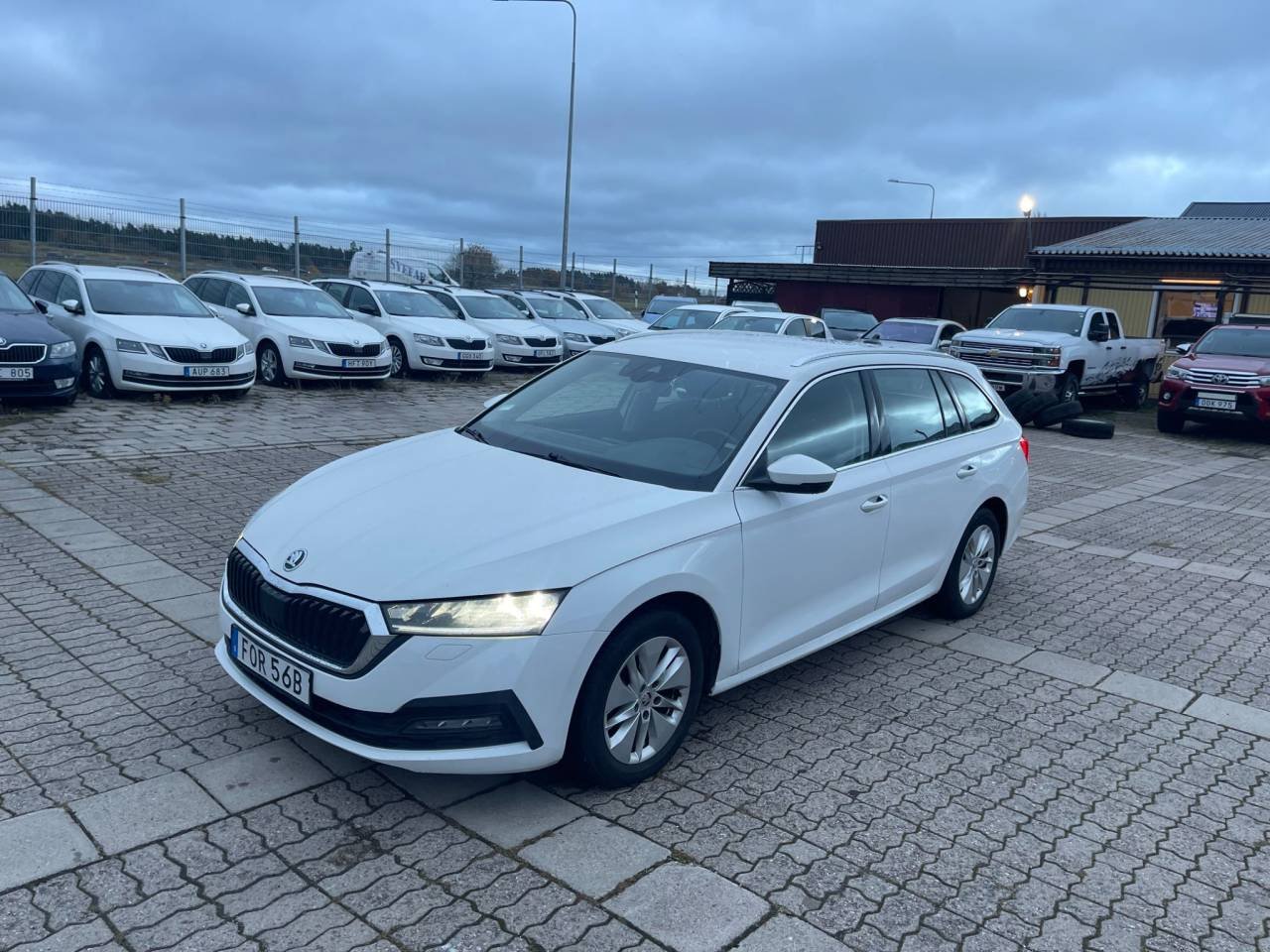 Škoda Octavia Kombi 1.0 TSI EVO e-TEC DSG Sekventiell, 110hk, 2021