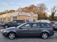 Volvo V70 2.4D *163HK* KINETIC SoV HJUL 0%RÄNTA 0KR