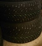 2st Nya Nokian Hakkapeliitta 9  245/40R19 98T Xl