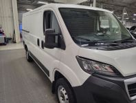 Peugeot Boxer 2,2 BlueHdi 335 Manuell 140 Hk H1L2