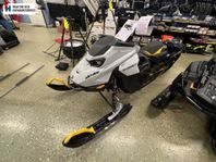 Ski-Doo Summit ADRENALINE 850 E-TEC 146 Hemma för leverans -