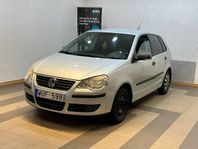 Volkswagen Polo 5-dörrar-Lågamil-Endast 9500 Mil-Vävårdad