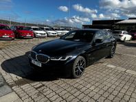 BMW 530e xDRIVE M-SPORT LÄDER COCKPIT iPERFORMANCE *SE UTR*