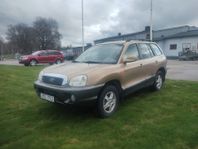 Hyundai Santa Fe 2.4 4WD. Nybesiktad