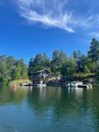 Unik sjötomt med egna bryggor i Stockholms Skärgård.