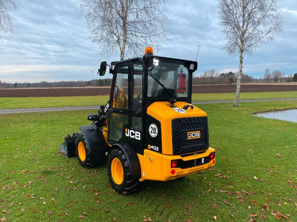 JCB 403