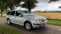 Volkswagen Golf Variant 1.6 Svensksåld, Låg mil Garanterad